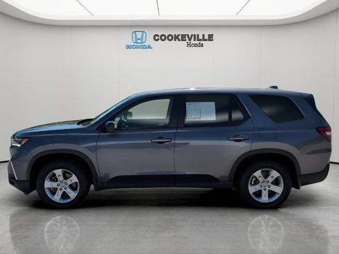 Used 2024 Honda Pilot LX image 6