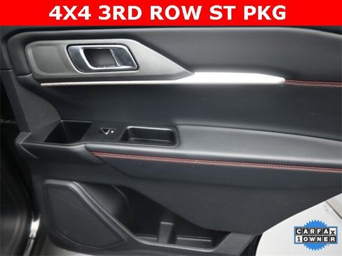 Used 2025 Ford Explorer ST-Line w/ ST-Line Street Pack image 13
