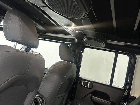 Used 2023 Jeep Wrangler Willys 4xe w/ Sun & Screen Package image 30