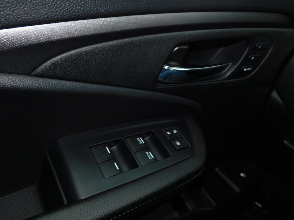 Used 2025 Honda Ridgeline RTL image 29