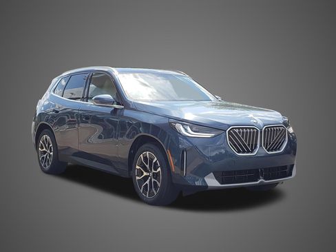 New 2026 BMW X3 xDrive30i w/ Convenience Package AWD/4WD image 3