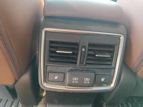 Used 2020 Subaru Forester Touring AWD/4WD image 18