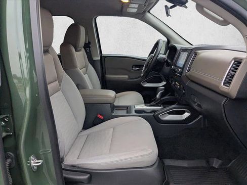 Used 2022 Nissan Frontier SV image 20