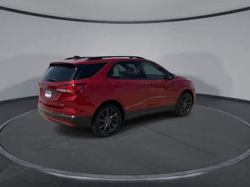 Used 2023 Chevrolet Equinox RS w/ RS Leather Package FWD image 8
