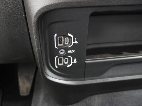 Used 2024 RAM 3500 Tradesman w/ Chrome Appearance Group image 47