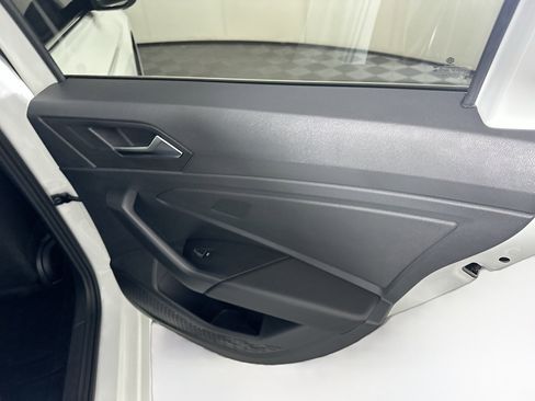 Used 2024 Volkswagen Jetta S image 28