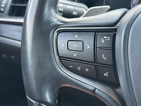 Used 2019 Lexus ES 300h w/ Accessory Package 2 image 26