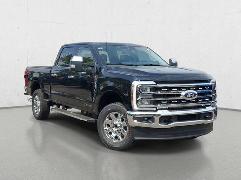 New 2026 Ford F250 Lariat w/ Chrome Package AWD/4WD image 2