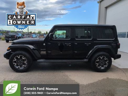 Used 2024 Jeep Wrangler Unlimited Sahara w/ Technology Group AWD/4WD image 6