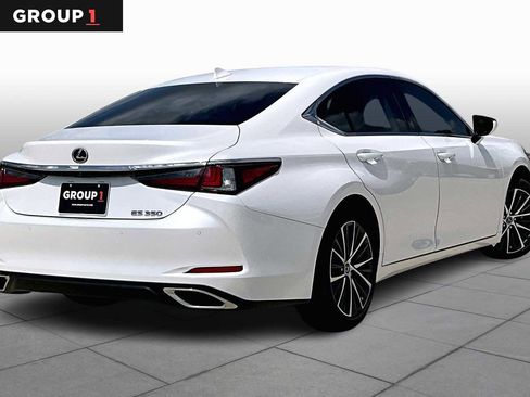 Used 2024 Lexus ES 350 w/ Premium Package image 11