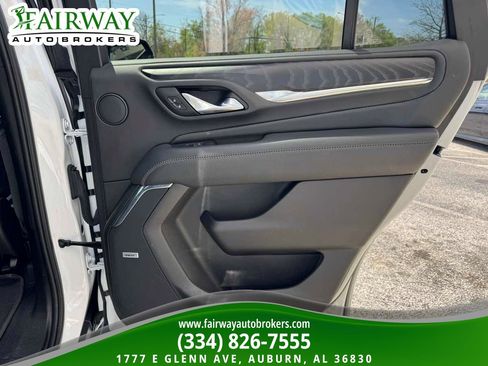 Used 2024 GMC Yukon Denali image 32