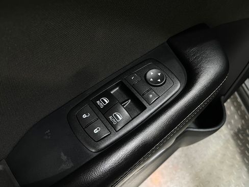 Used 2021 Dodge Challenger R/T image 14