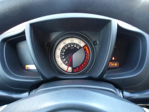 Used 2014 Scion xD FWD image 16
