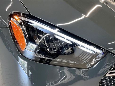 Certified 2025 Mercedes-Benz GLE 450e 4MATIC image 24