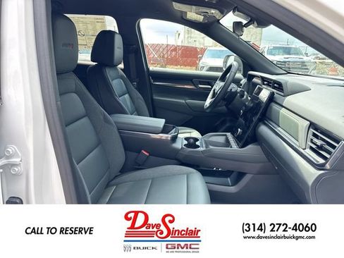 New 2027 GMC Terrain AT4 w/ Convenience Package III AWD/4WD image 24