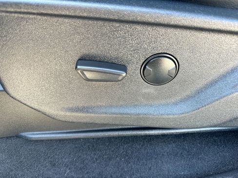 Used 2024 Ford F150 XLT image 12