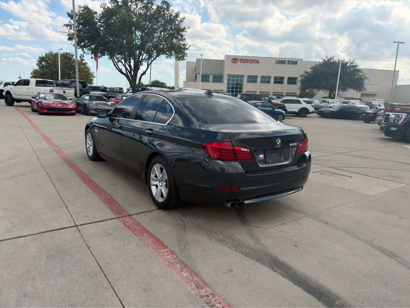 Used 2012 BMW 528i Sedan RWD image 3