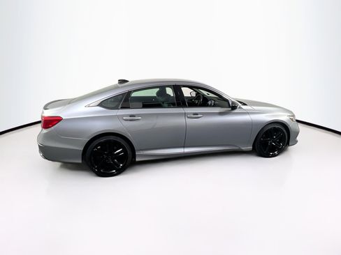Used 2022 Honda Accord Sport image 4