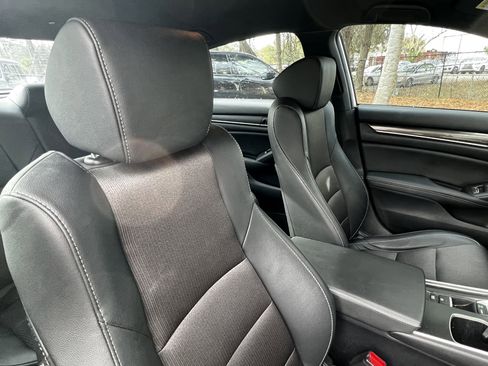 Used 2019 Honda Accord Sport image 44