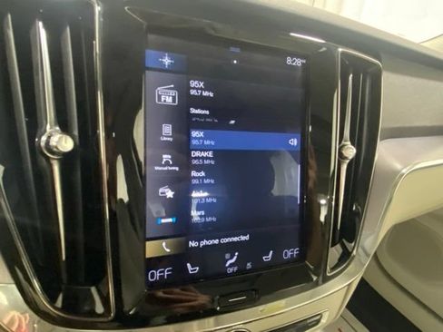 Used 2020 Volvo S60 T5 Momentum w/ Protection Package FWD image 19