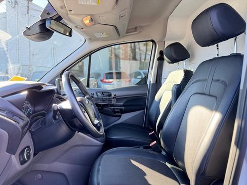 Used 2022 Ford Transit Connect XL image 15