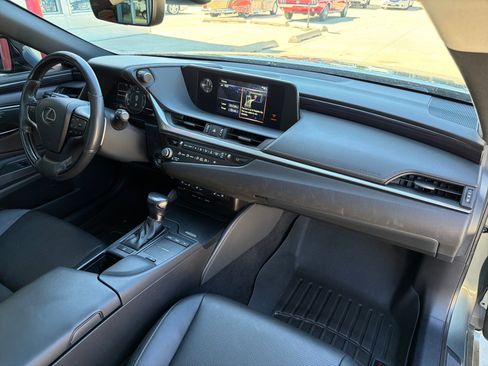 Used 2021 Lexus ES 250 w/ Premium Package AWD/4WD image 30