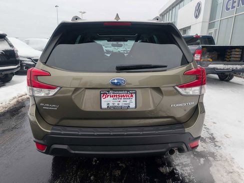 Certified 2023 Subaru Forester Limited image 6