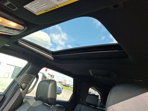 Used 2022 Dodge Durango GT image 15