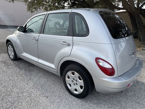 Used 2006 Chrysler PT Cruiser image 2