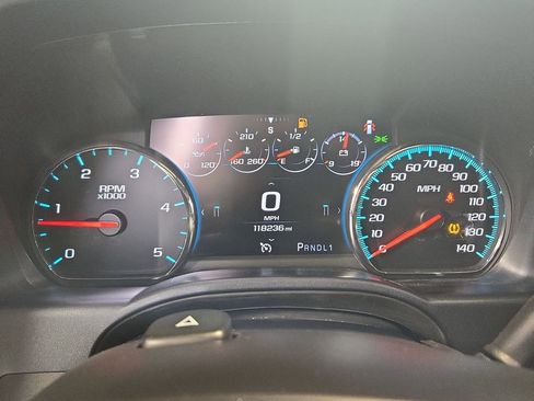 Used 2018 GMC Sierra 2500 Denali w/ Duramax Plus Package AWD/4WD image 21