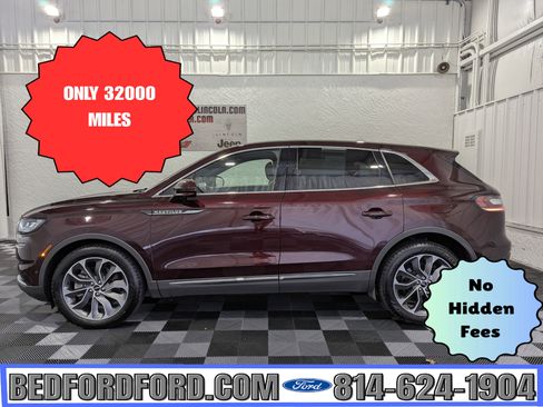 Used 2022 Lincoln Nautilus Reserve w/ Equipment Group 201A image 1