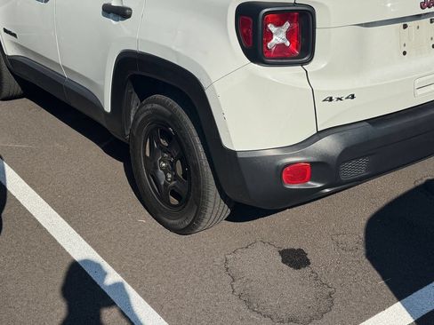 Used 2018 Jeep Renegade Sport w/ Power & Air Group AWD/4WD image 20