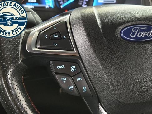 Used 2022 Ford Edge ST-Line AWD/4WD image 13