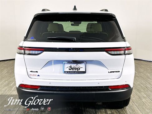 New 2025 Jeep Grand Cherokee Limited w/ Black Appearance Package image 2