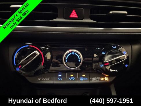 Used 2023 Hyundai Kona SEL FWD image 19