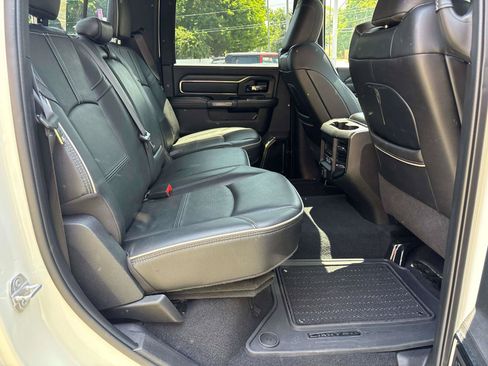Used 2022 RAM 2500 Limited AWD/4WD image 14