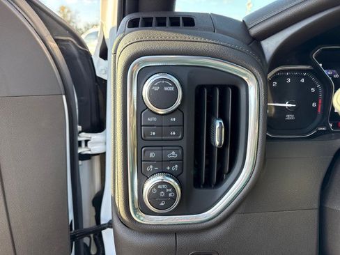 Used 2021 GMC Sierra 1500 Denali w/ Denali Premium Package image 21