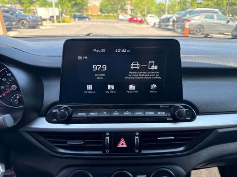 Used 2020 Kia Forte LXS FWD image 18