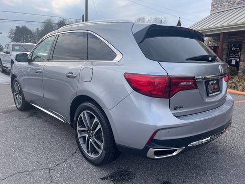 Used 2017 Acura MDX SH-AWD w/ Advance Package image 11