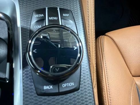 Used 2021 BMW M550i xDrive w/ Executive Package AWD/4WD image 39