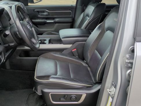 Used 2024 RAM 1500 Laramie image 11