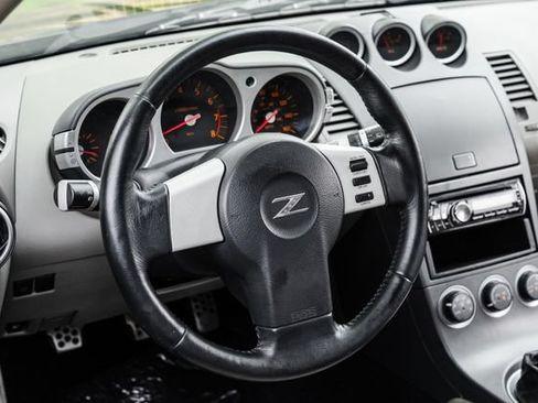 Used 2003 Nissan 350Z Touring RWD image 7
