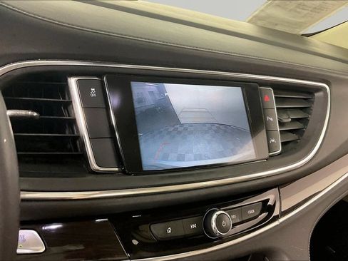 Certified 2019 Buick Enclave Premium FWD image 12