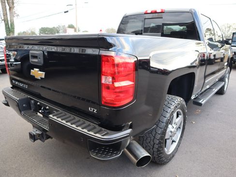 Used 2018 Chevrolet Silverado 2500 LTZ w/ Duramax Plus Package image 5