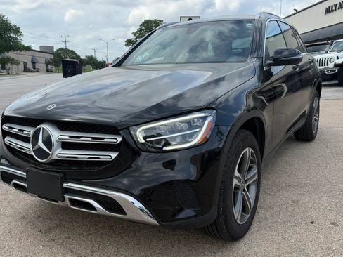 Used 2020 Mercedes-Benz GLC 300 4MATIC image 1