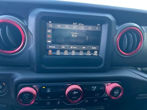 Used 2020 Jeep Wrangler Unlimited Sport S image 19