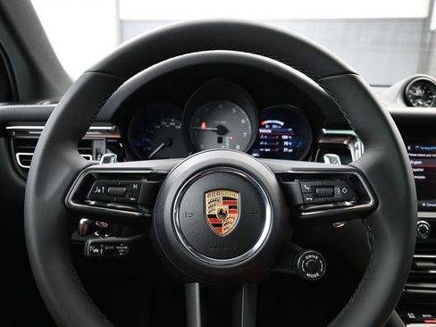 Certified 2026 Porsche Macan S image 6