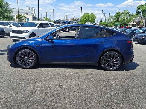 Used 2022 Tesla Model Y Performance AWD/4WD image 9