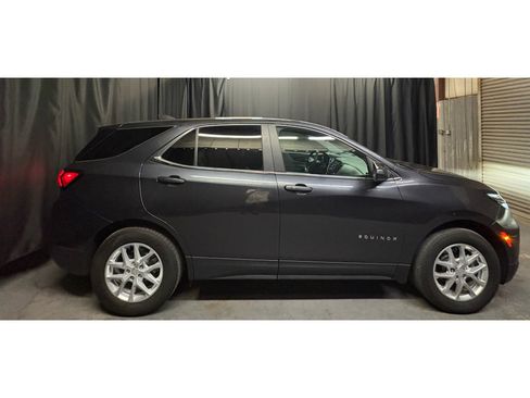 Used 2022 Chevrolet Equinox LT AWD/4WD image 4