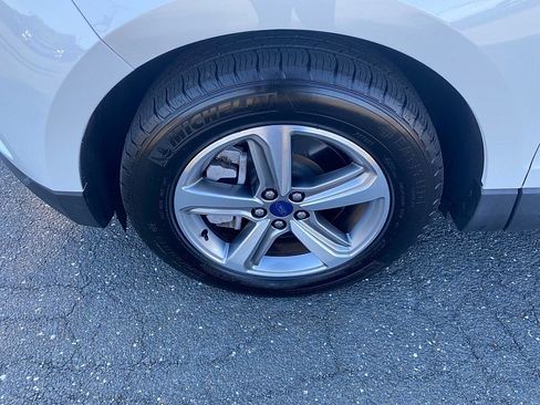 Certified 2022 Ford Edge SEL w/ Convenience Package image 15